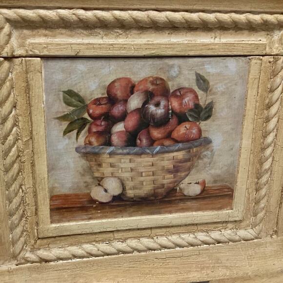 Large Antique Collectible Wooden Chest - Picture 4 of 9